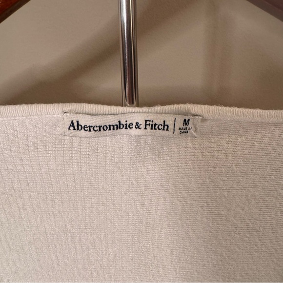 NEW! Abercrombie & Fitch Bodysuit Long-Sleeve Square neck Ribbed Cream Size M - Picture 2 of 7